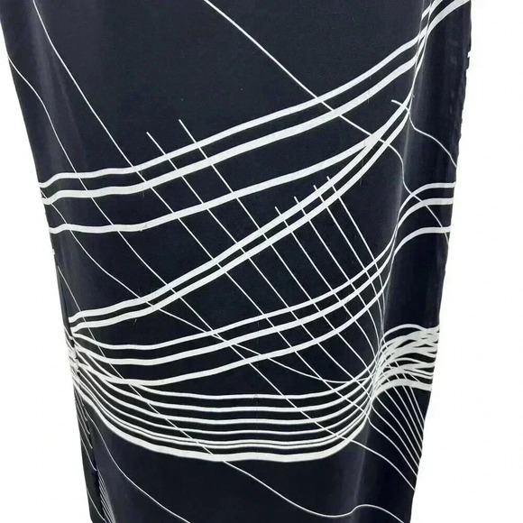 Nygard Collection Womens 100% Silk Pencil Skirt Black White Abstract Lines 10 - Picture 4 of 10